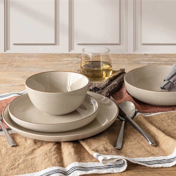 New OverandBack Options 16 pc Dinnerware Set (Beige)